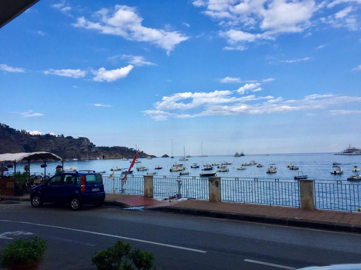 Taormina Holidays Giardini-Naxos Exterior foto